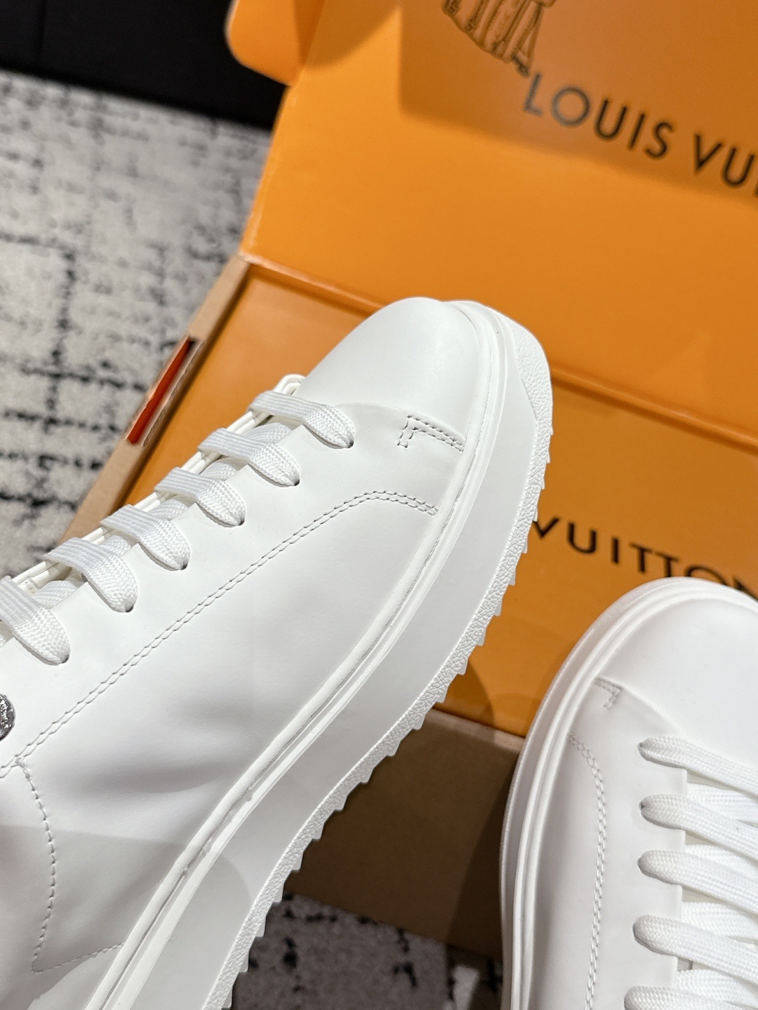 Louis Vuitton White Leather Rhinestone LV Monogram Sneakers