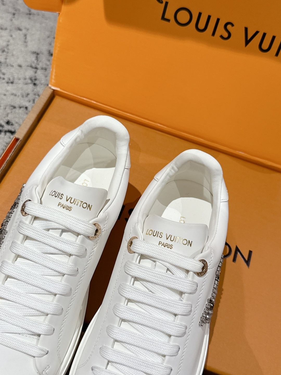 Louis Vuitton White Leather Sneakers with Crystal LV Logo