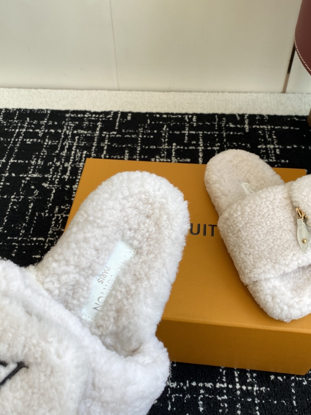 Louis Vuitton Paseo Flat Comfort Mule Shearling Slippers - White