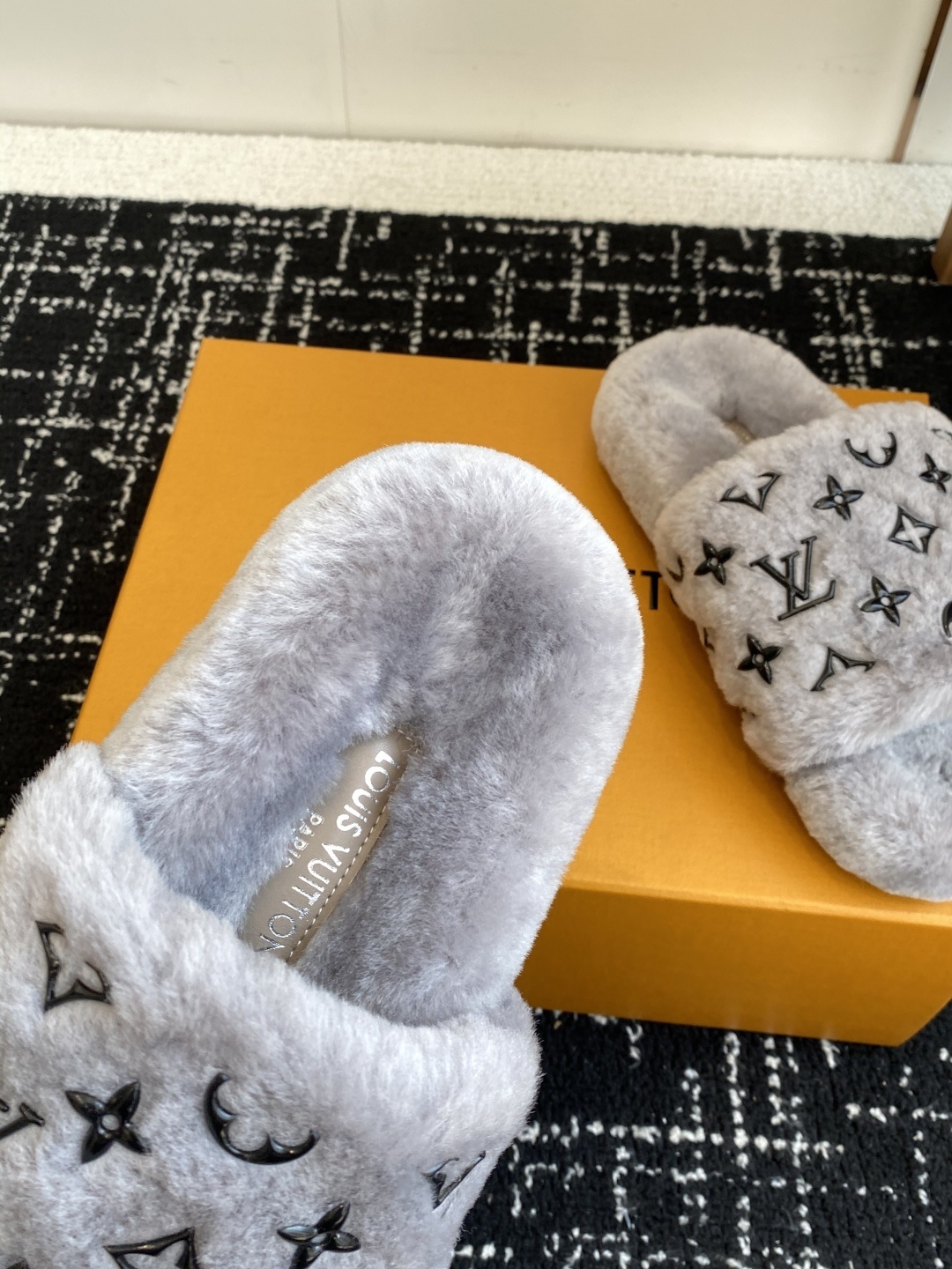 Louis Vuitton Monogram Grey Plush Fuzzy Slippers - Luxury Slides