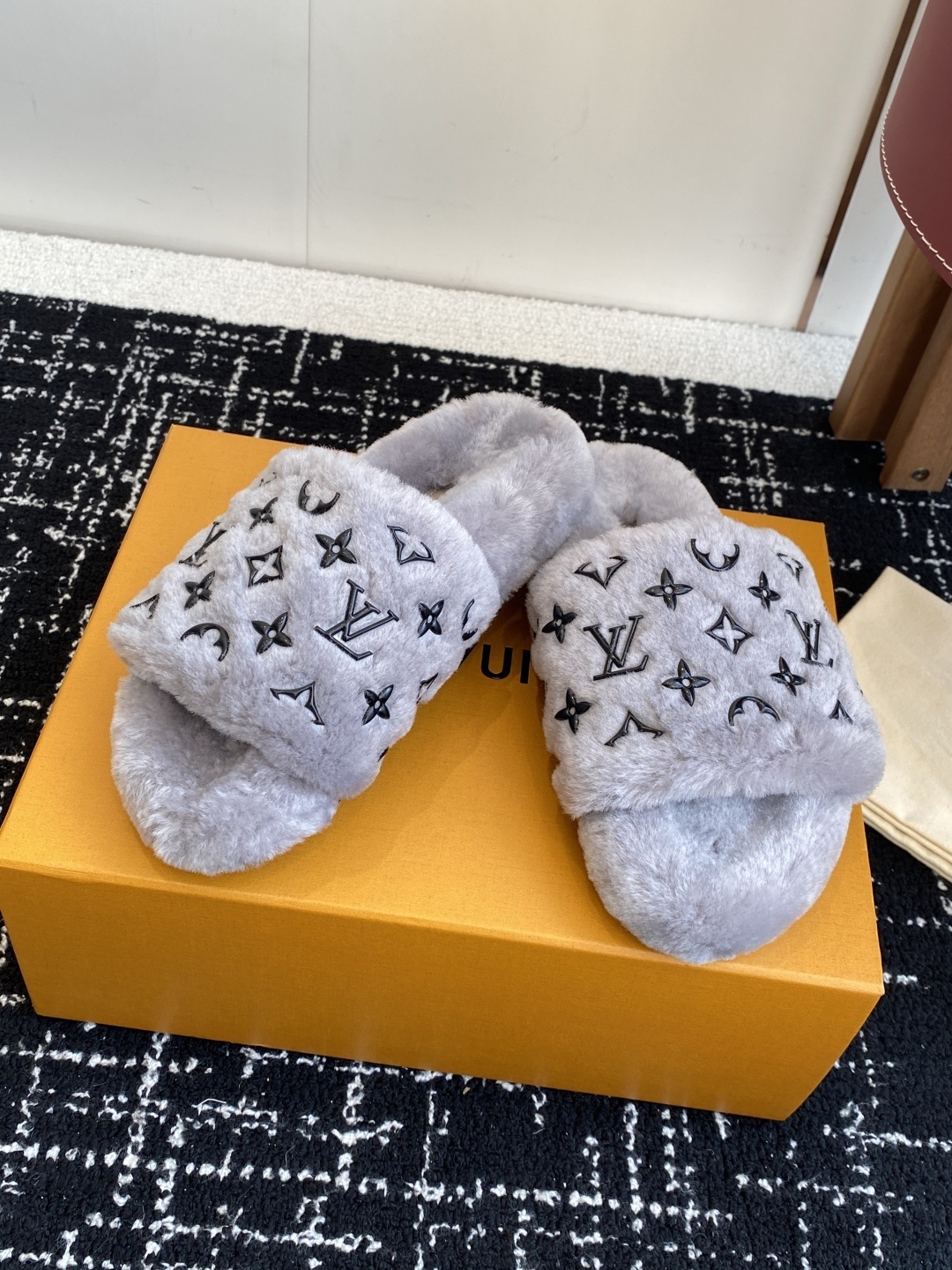 Louis Vuitton Monogram Grey Plush Fuzzy Slippers - Luxury Slides