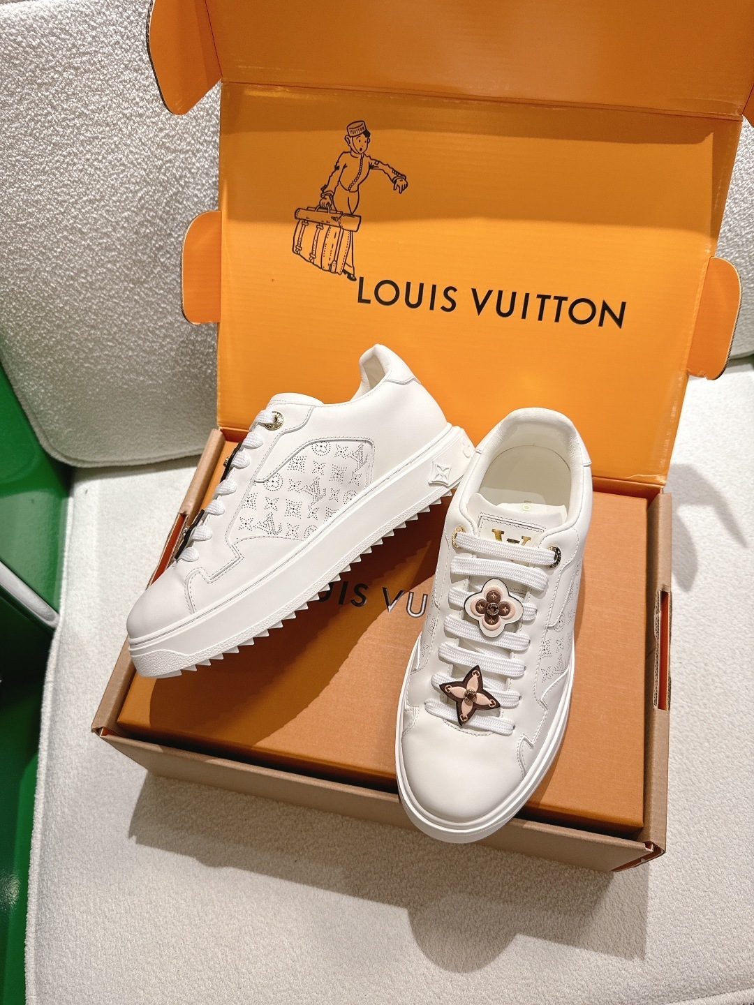 Louis Vuitton White Leather Sneakers with Monogram Floral Charms