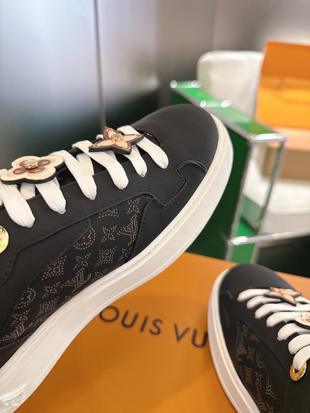 Louis Vuitton Time Out Black Leather Monogram Flower Sneakers
