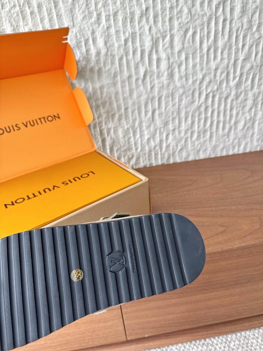 Louis Vuitton Paseo Flat Comfort Mule Suede Shearling Khaki