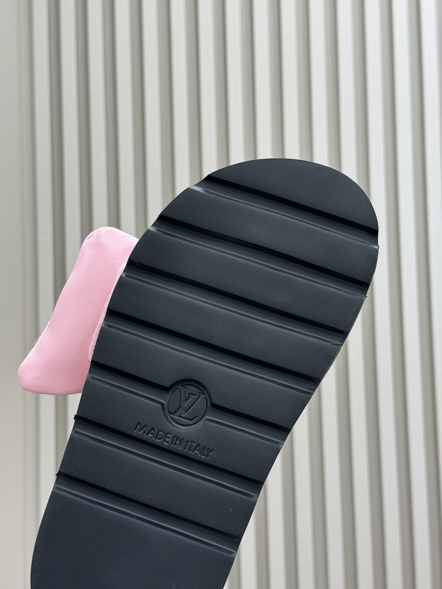 Louis Vuitton Pink Pool Pillow Comfort Mules - Monogram Slides