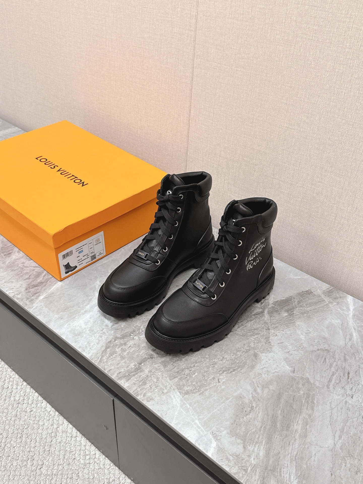 Louis Vuitton Men’s Black Leather Script Logo Lace-Up Ankle Boots