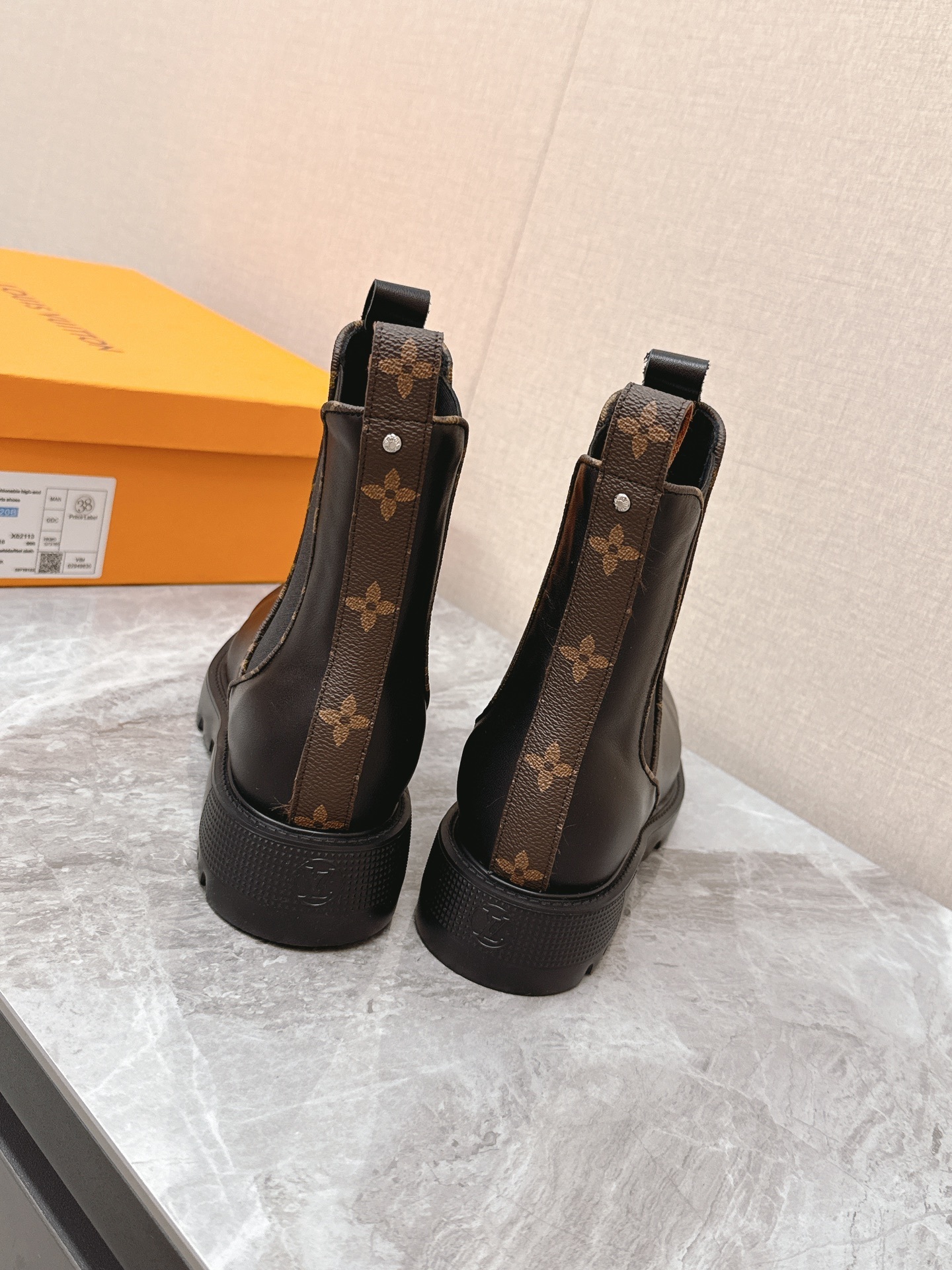 Louis Vuitton Monogram Trim Black Leather Chelsea Boots