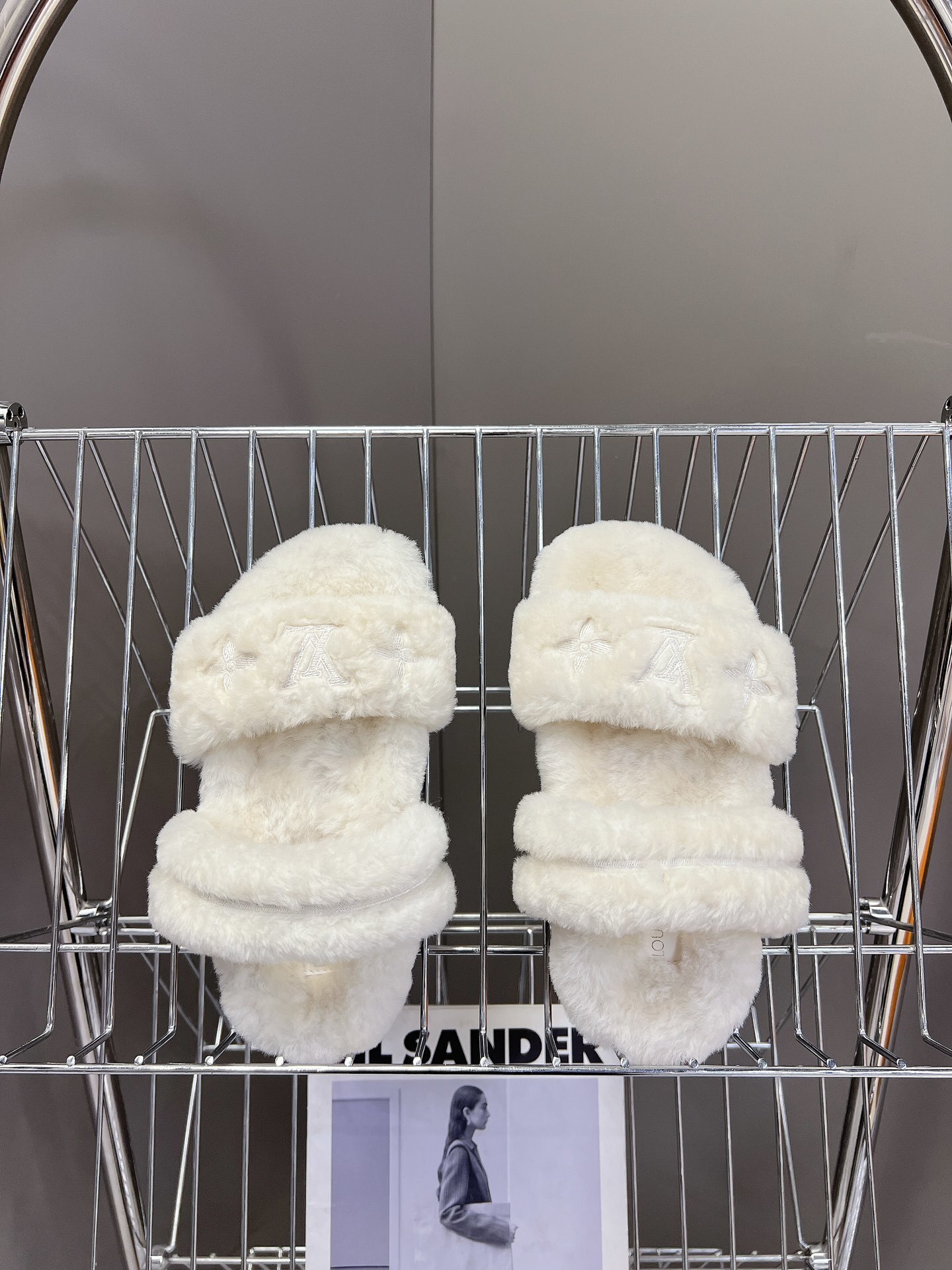 Louis Vuitton White Shearling Flat Sandals - Luxury Plush Slides