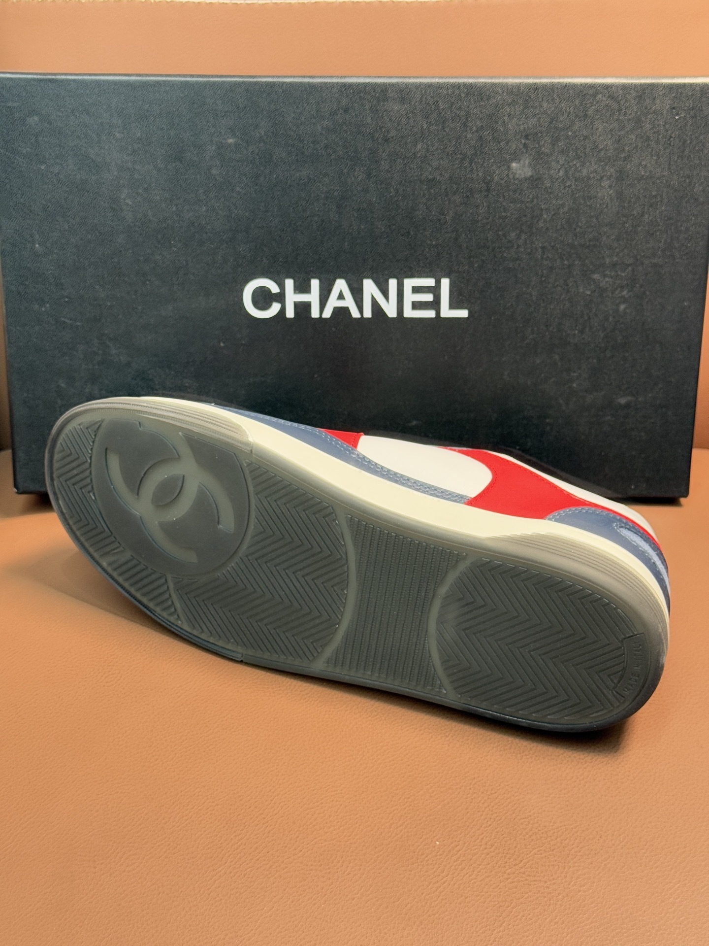 Chanel Tricolor Leather Sneakers - White, Navy & Red Low-Top