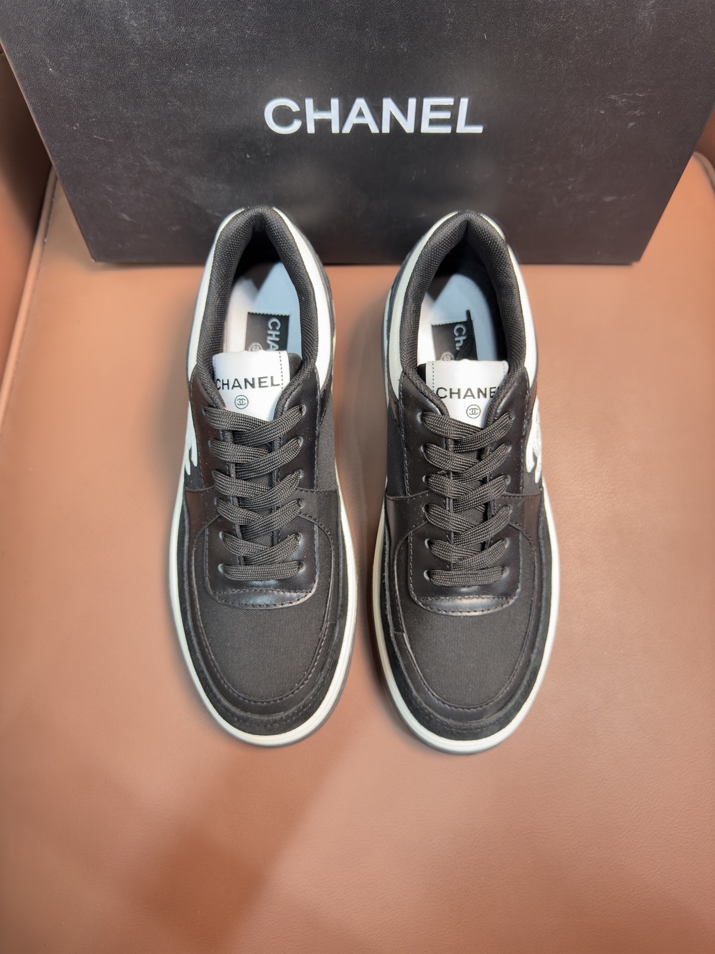 Chanel CC Logo Black & White Low-Top Sneakers – Luxury Fashion