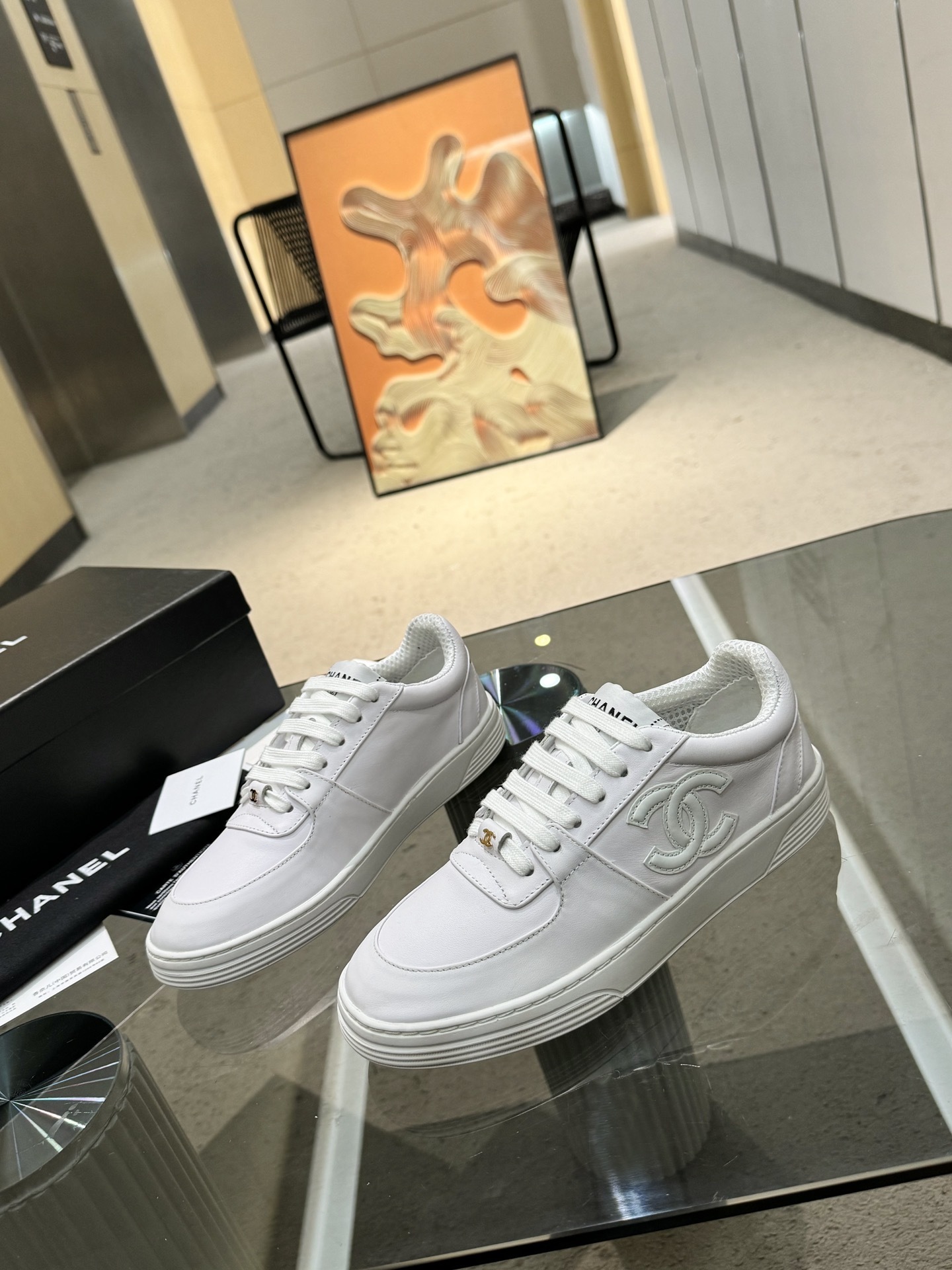 Chanel CC Logo Leather Sneakers Luxury Fashion Low-Top Trainers