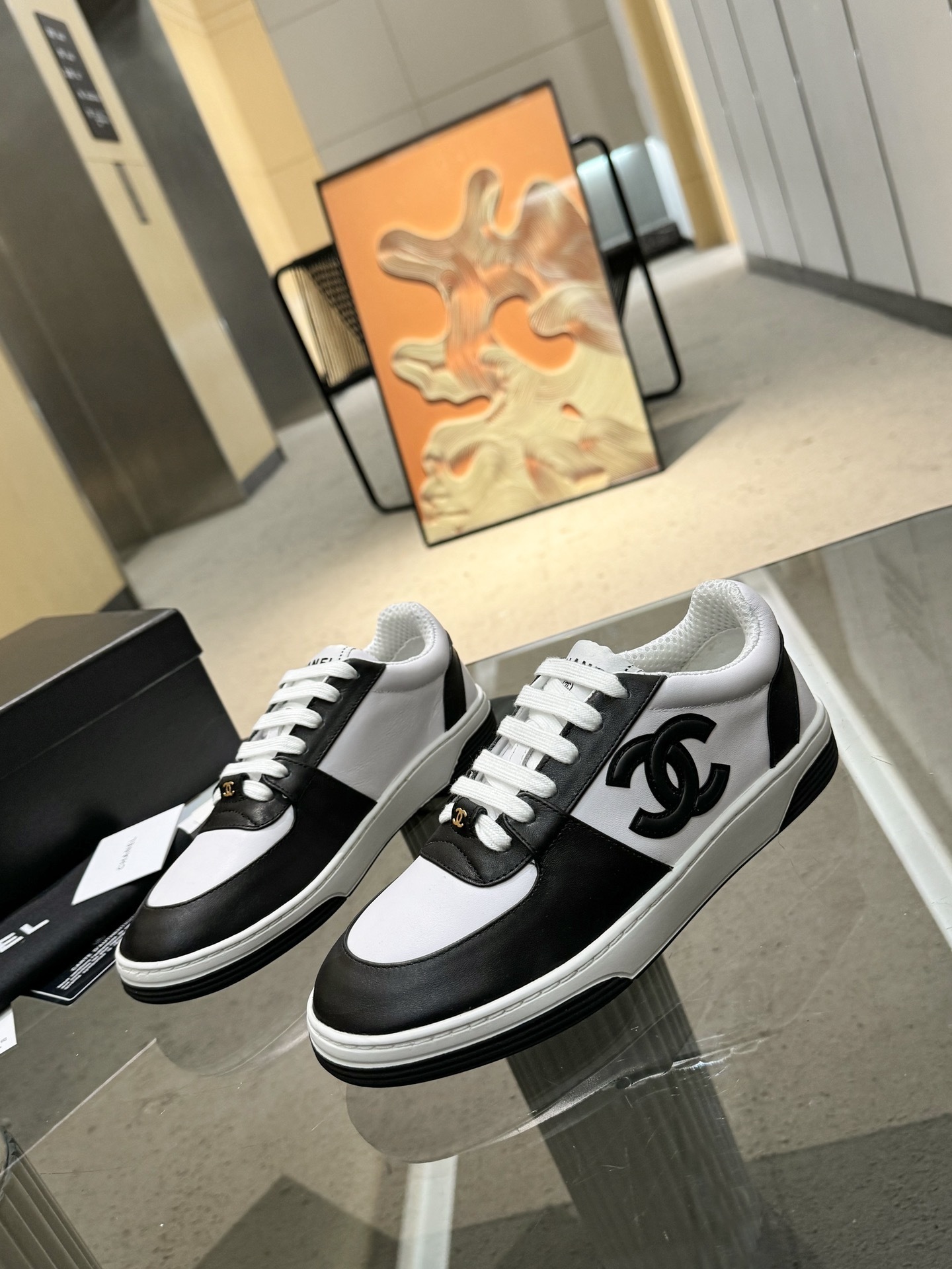 Chanel CC Logo Leather Sneakers - Premium Designer Fashion Trainers