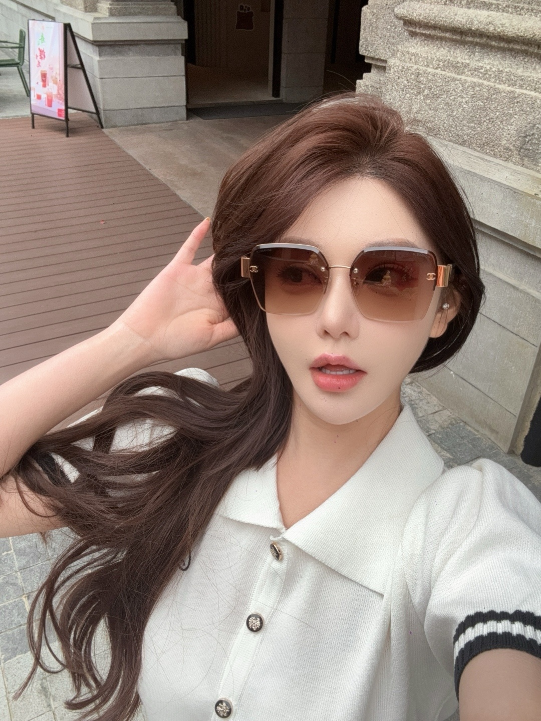 Luxury Women's Oversized Square Sunglasses - Elegant Gradient Lens