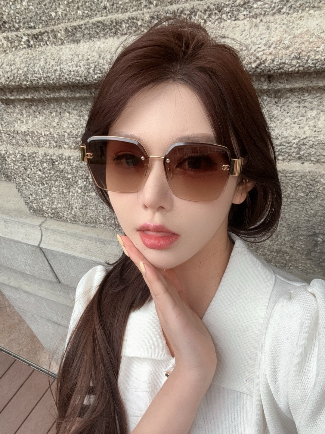 Luxury Women's Oversized Square Sunglasses - Elegant Gradient Lens
