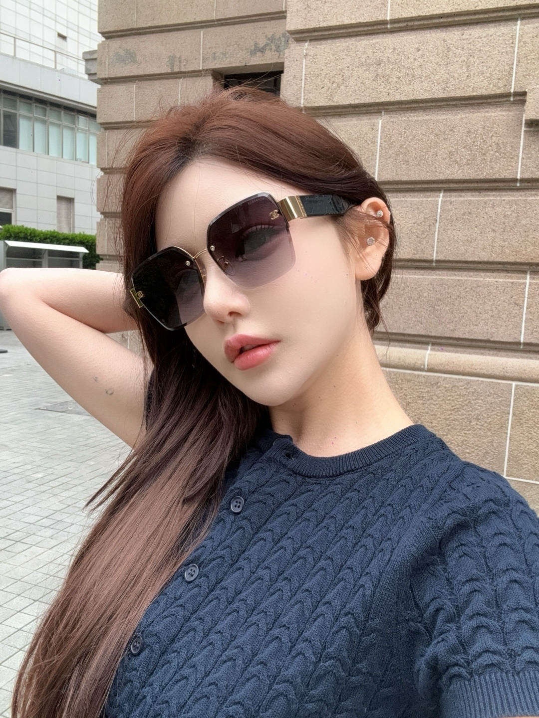 Luxury Women's Oversized Square Sunglasses - Elegant Gradient Lens