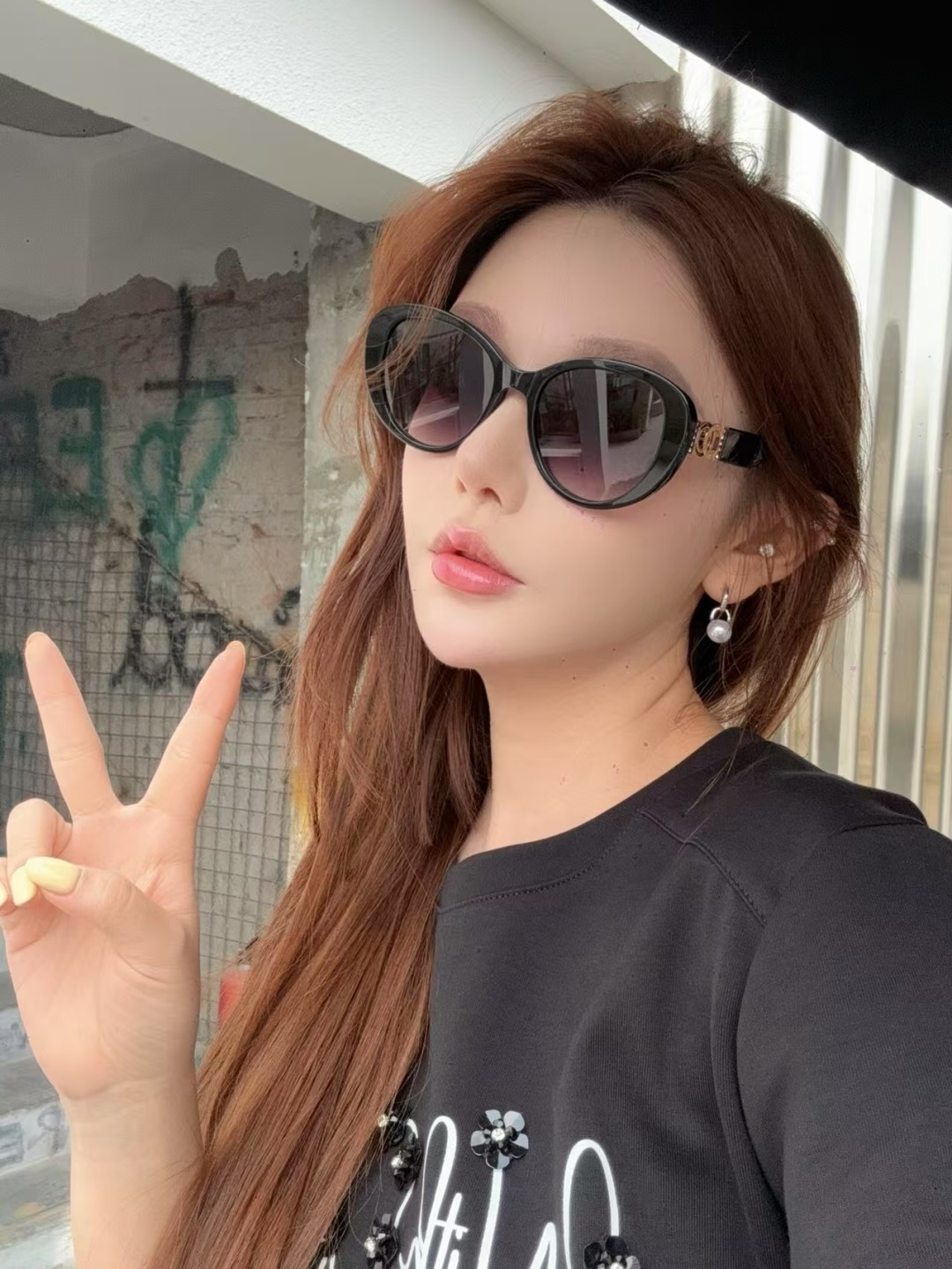 Chic Black Butterfly Sunglasses for Women – Premium Fashion Eyewear