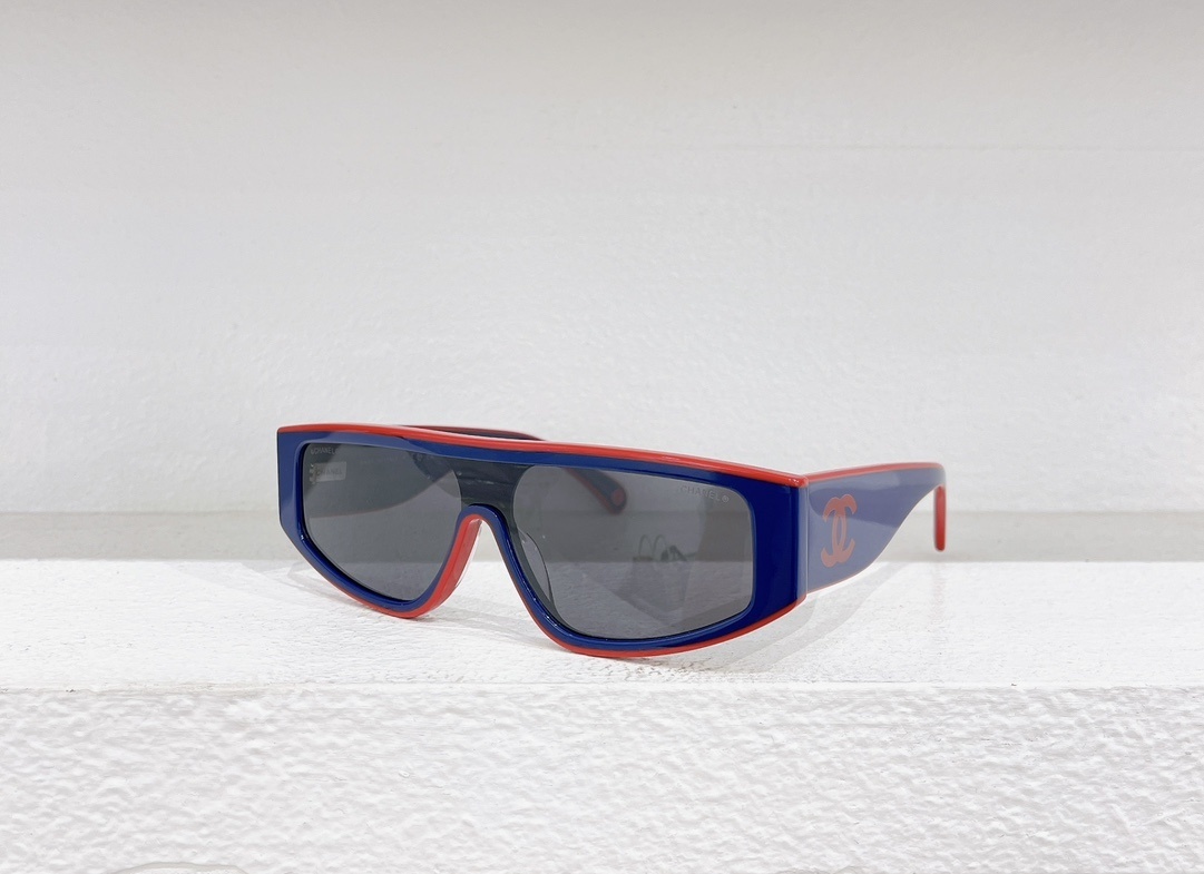 Chanel Bold Shield Sunglasses with CC Logo – Luxury Designer Eyewear