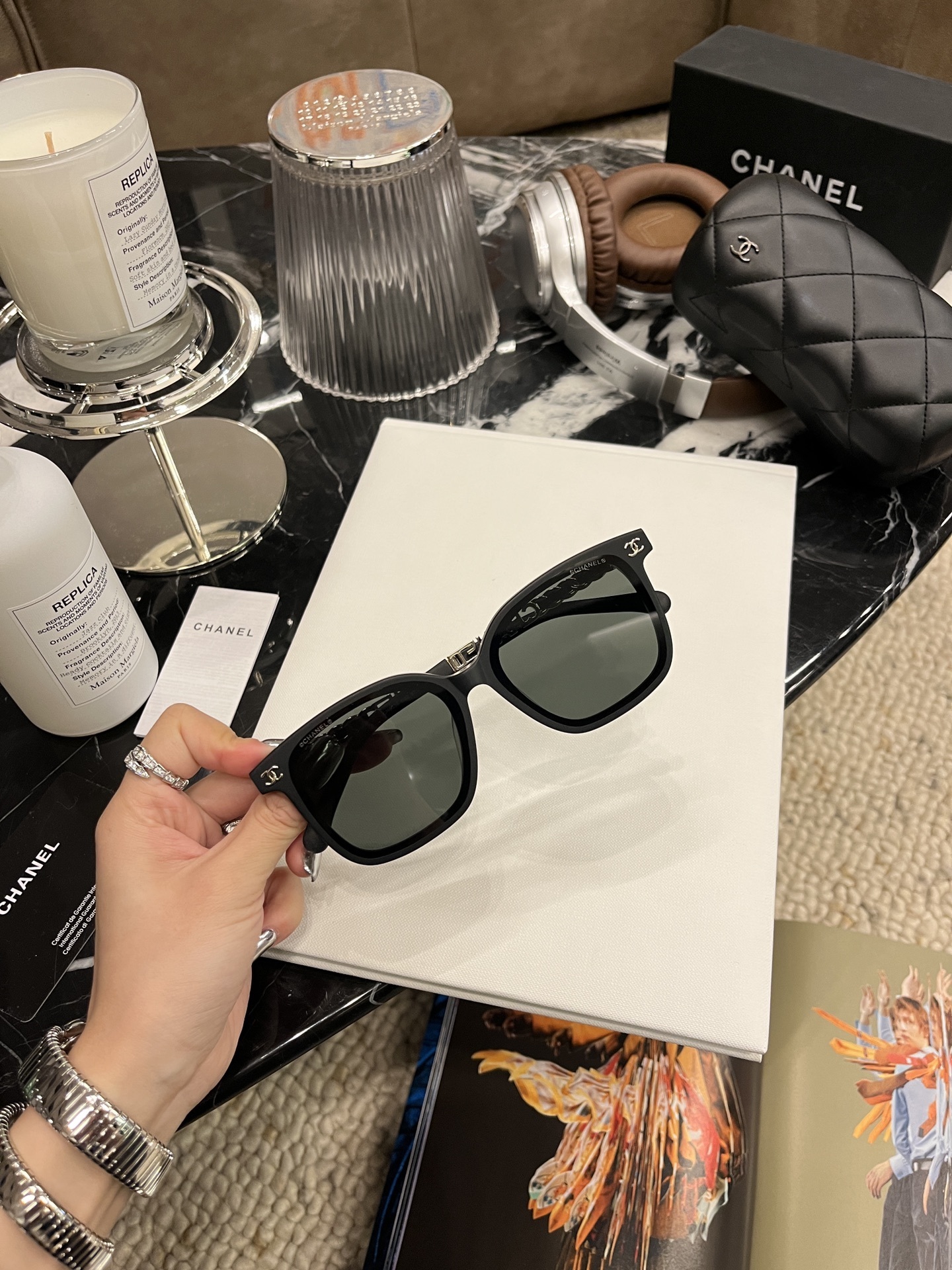 Luxury Women's Oversized Square Sunglasses - Matte Black Designer Style