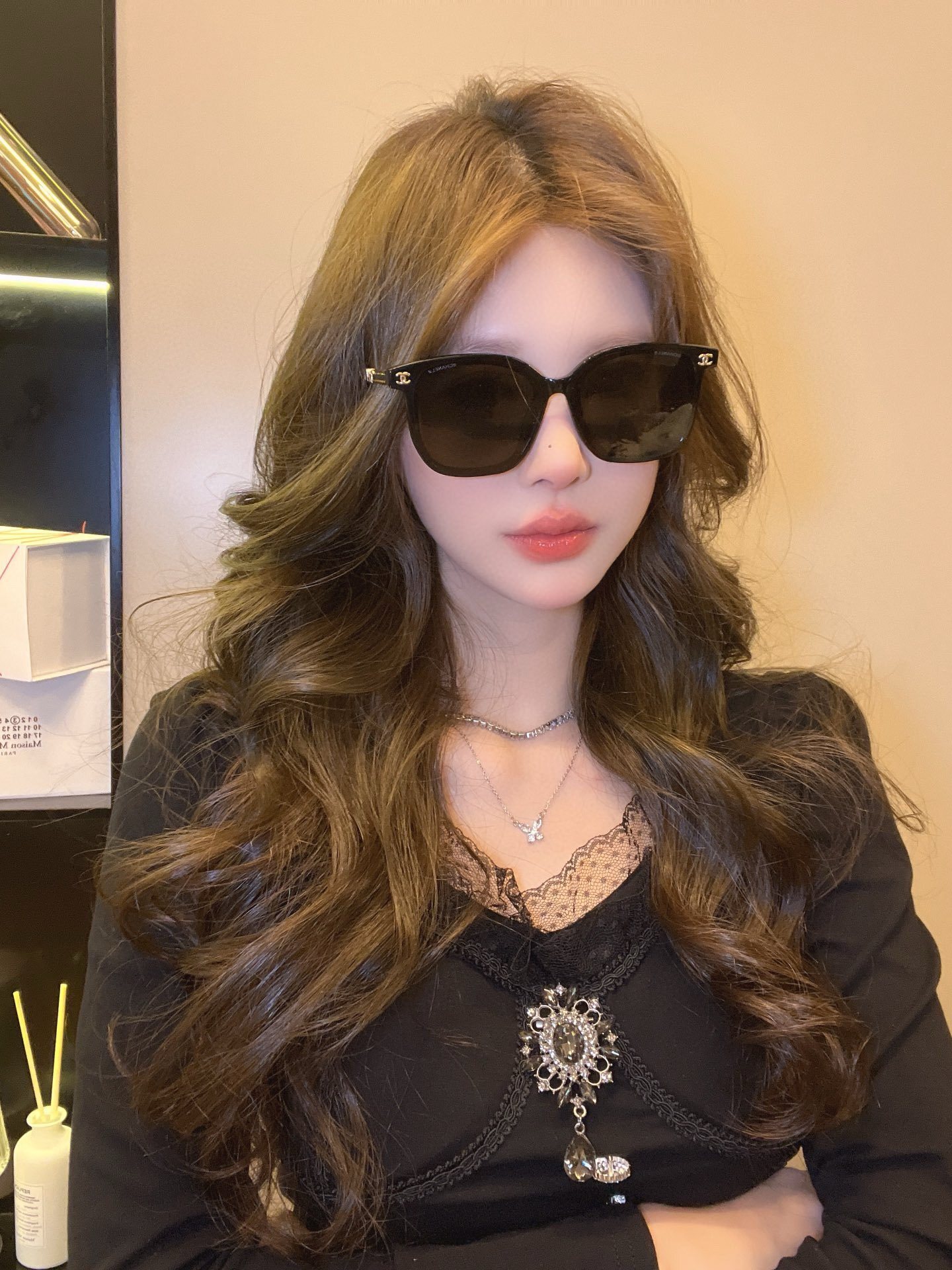 Luxury Oversized Square Sunglasses for Women - UV400 Protection