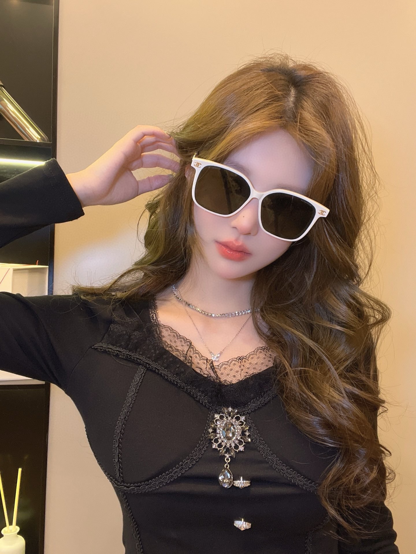 Luxury Oversized Square Sunglasses for Women – UV400 Protection