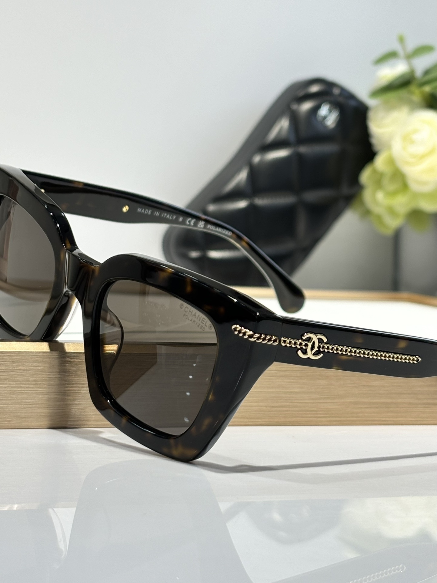 Chanel OCH5509 Luxury Square Sunglasses with Chain CC Logo