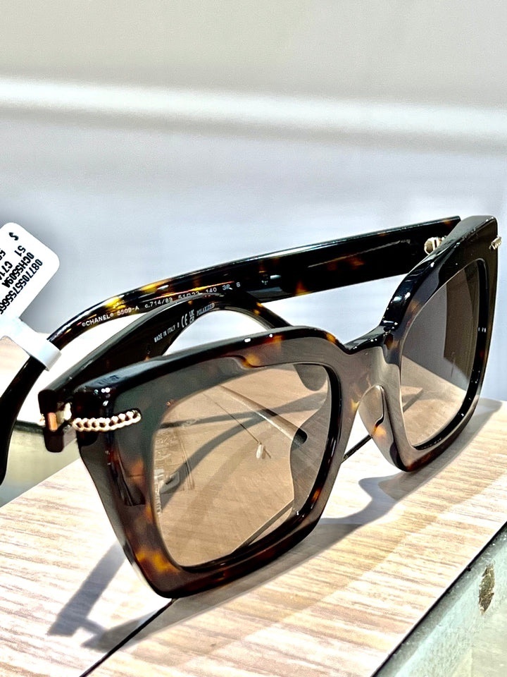 Chanel Luxury Square Sunglasses - Polarized Lenses with CC Chain