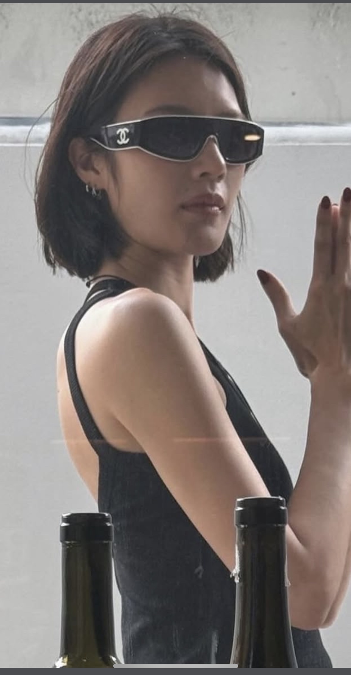 Luxury Shield Sunglasses - Sporty Black & White Wrap Around Shades