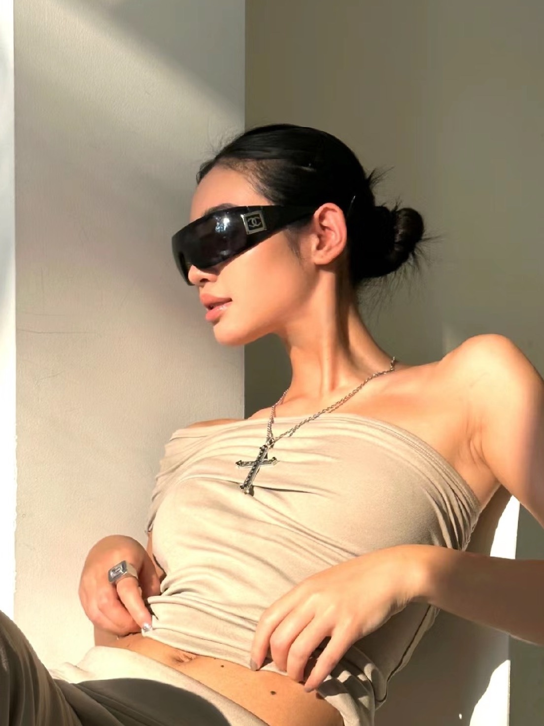 Luxury Y2K Wrap-Around Shield Sunglasses - Designer Style Eyewear