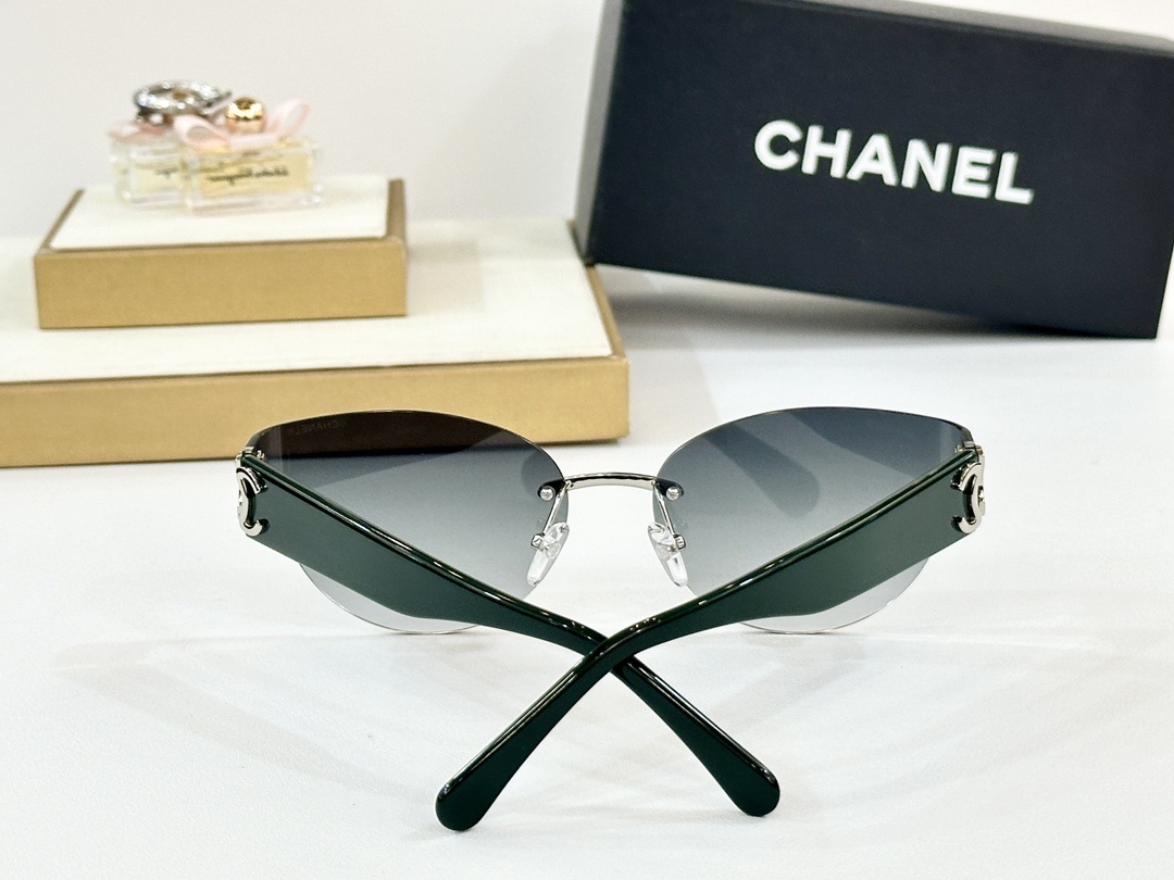 Chanel Luxury Rimless Cat Eye Sunglasses with Gradient Lenses