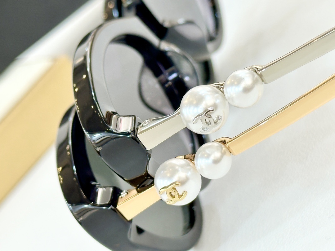 Chanel Luxury Pearl Accent Cat-Eye Sunglasses - Black & Gold Frame