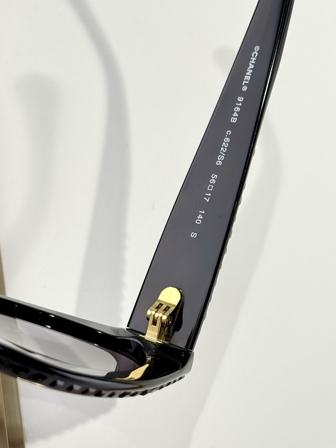 Chanel CH9164B Luxury Cat Eye Sunglasses - Black & Grey Gradient