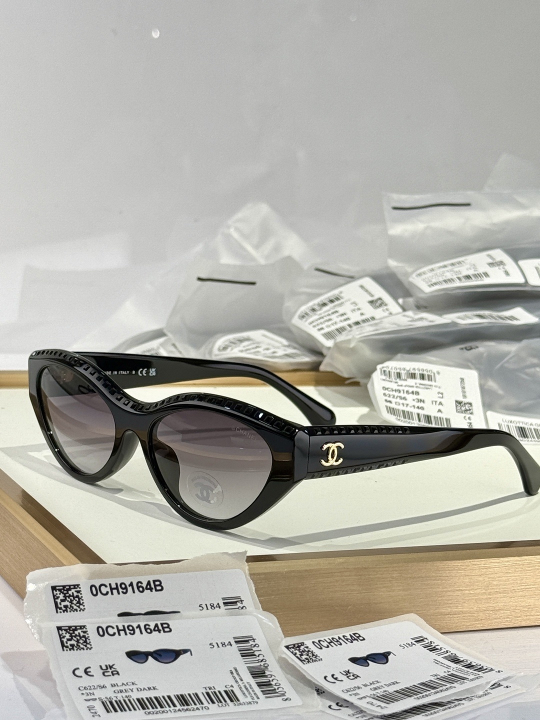 Chanel CH9164B Luxury Cat Eye Sunglasses - Black & Grey Gradient