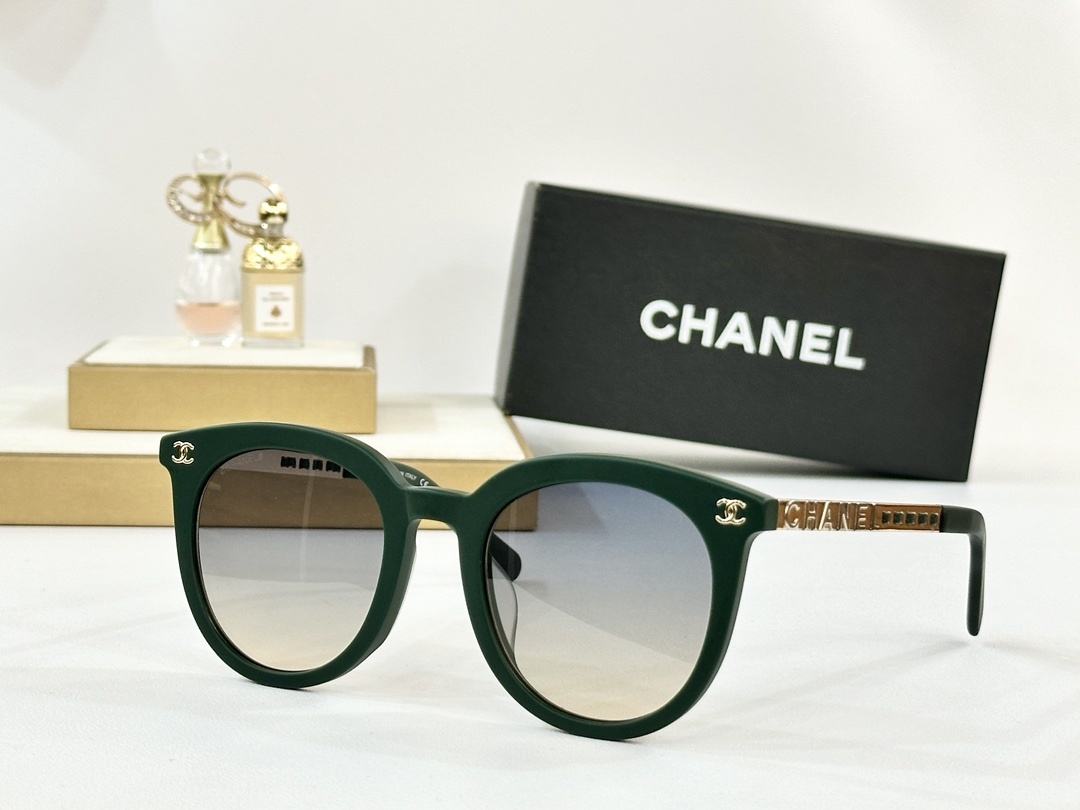 Chanel Luxury Women's Oversized Sunglasses with CC Logo Temples