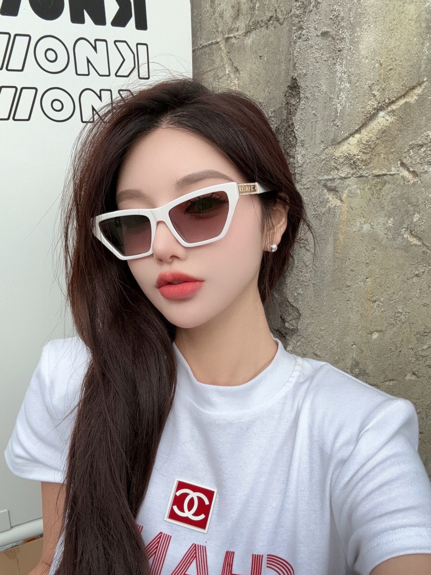 Retro Green Cat-Eye Sunglasses for Women - Chic UV Protection