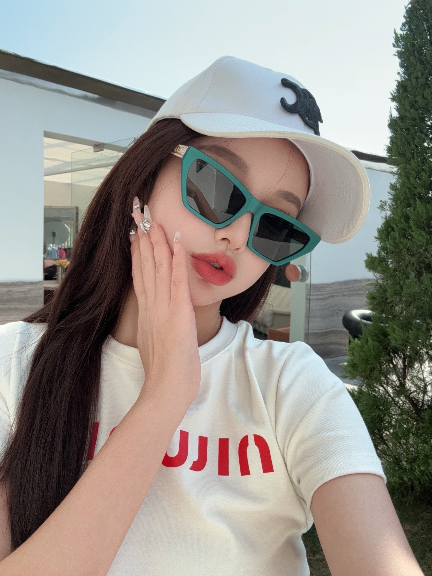 Retro Green Cat-Eye Sunglasses for Women - Chic UV Protection