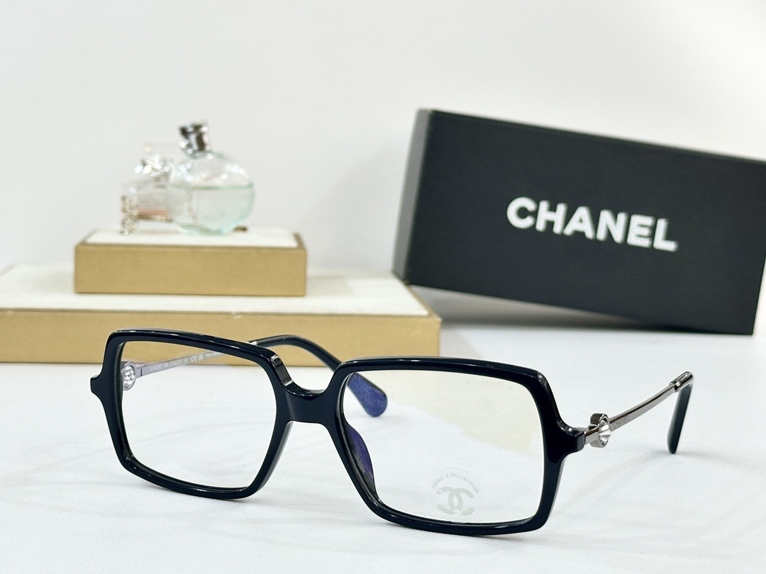 Chanel Luxury Square Optical Frames – Elegant Black & Gold Eyewear