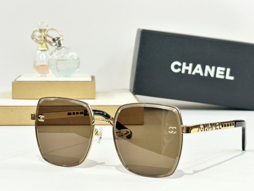 Chanel Luxury Oversized Square Sunglasses with Iconic CC Logo