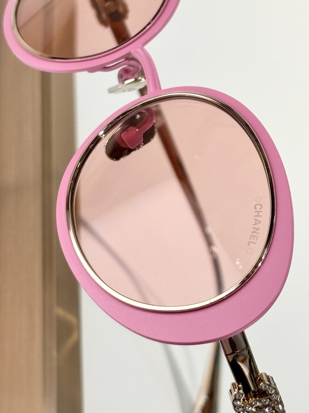 Chanel 9578B Oval Sunglasses - Elegant Designer Eyewear for Women