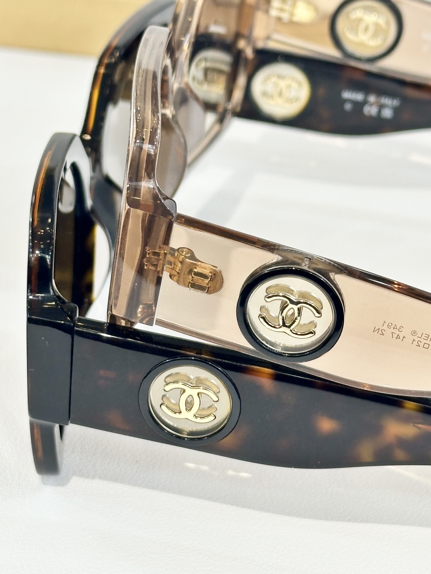 Luxury Chanel Oversized Square Sunglasses - Iconic CC Logo Design