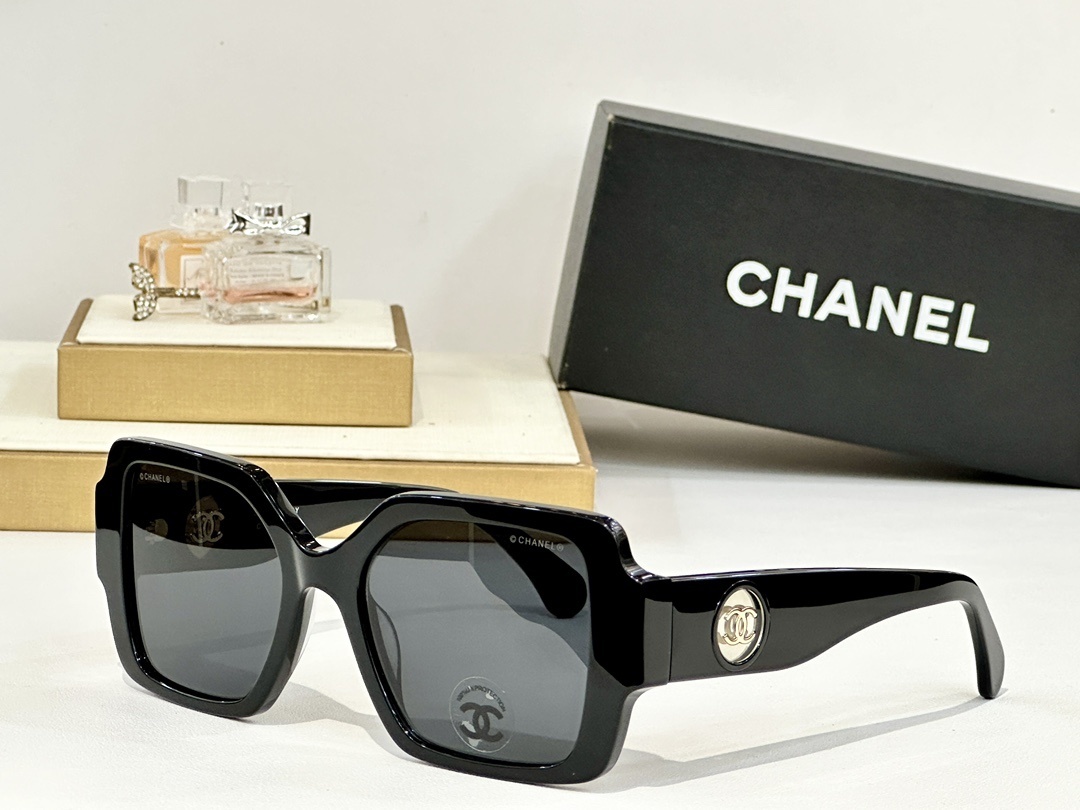 Luxury Chanel Oversized Square Sunglasses – Iconic CC Logo Design