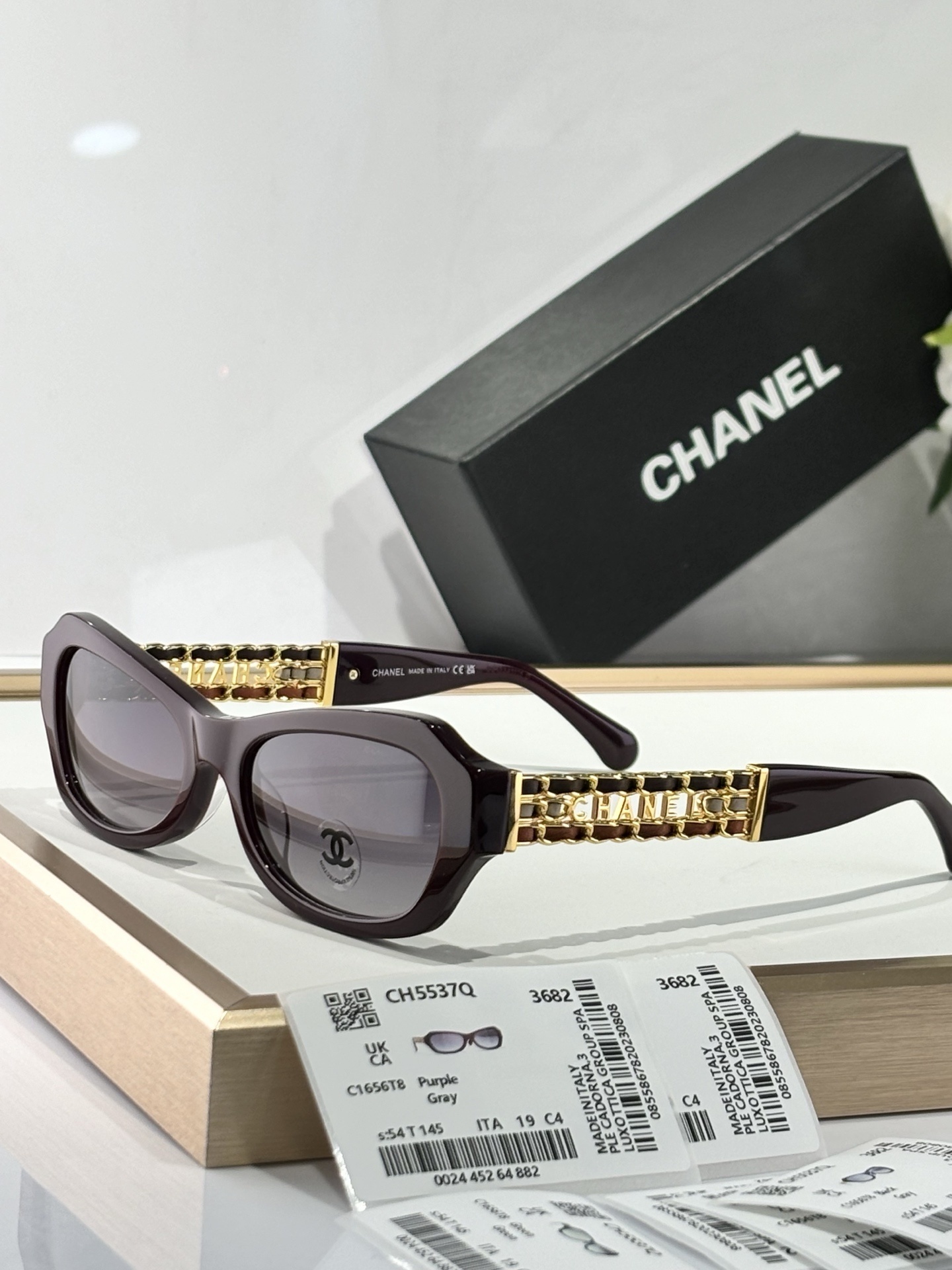 Chanel CH5537Q Cat-Eye Sunglasses - Luxury Interwoven Chain Design
