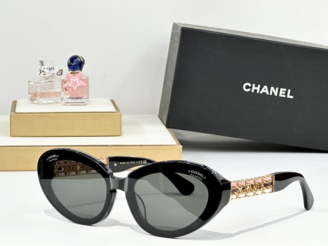 Luxury Chanel Polarized Cat-Eye Sunglasses with Braided Chain Logo
