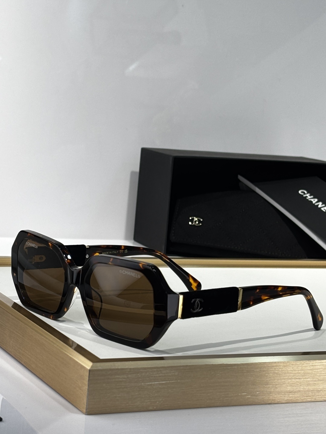 Chanel Oversized Square Sunglasses Velvet Temple Luxury Eyewear