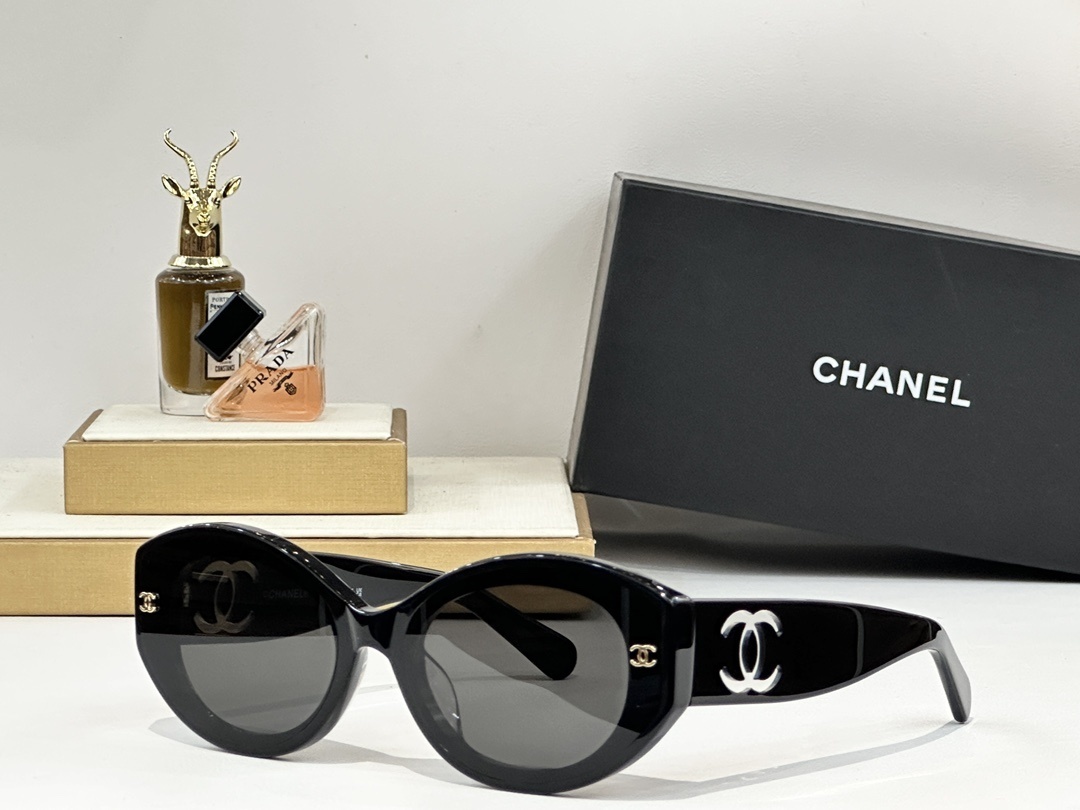 Chanel Luxury Oval Sunglasses for Women – Black Frame CC Logo