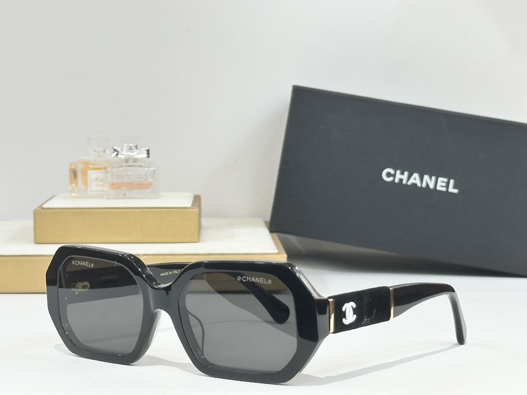 Chanel Luxury Oversized Hexagonal Sunglasses – Made in Italy