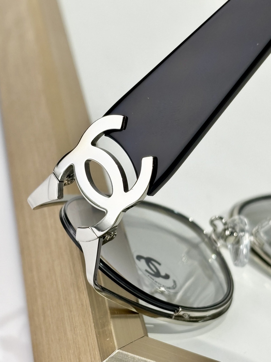 Luxury Chanel Oval Sunglasses - Silver Metal & Black Temple Design