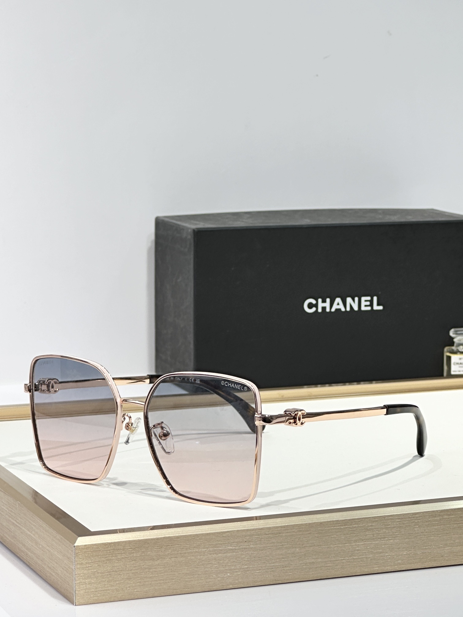Chanel Luxury Square Sunglasses - Elegant Metal Frame for Women