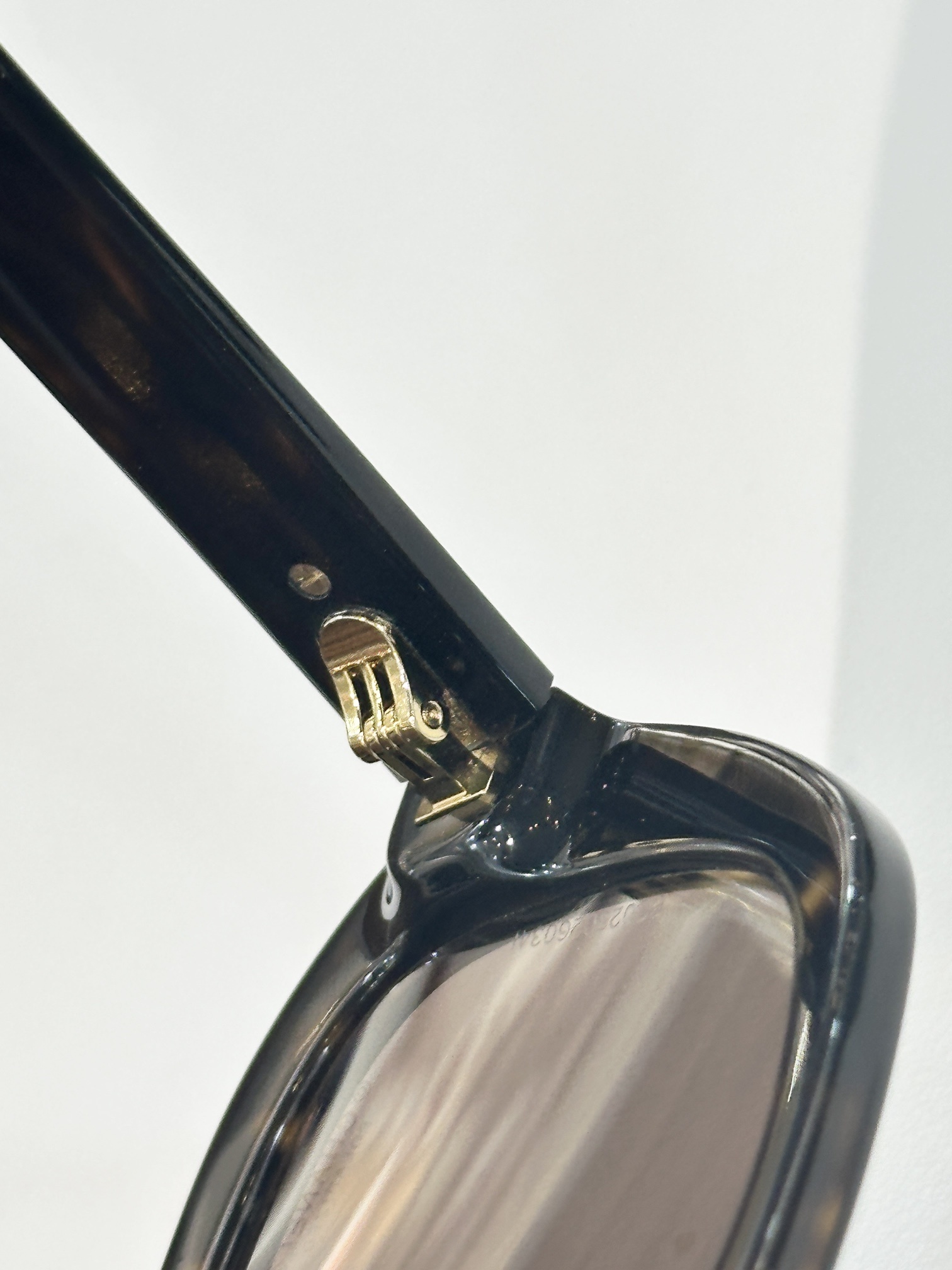 Chanel Luxury Oversized Polarized Sunglasses with Gold Chain Detail