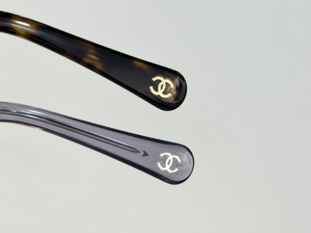 Chanel Women's Oversized Square Sunglasses with Iconic Chain Temples