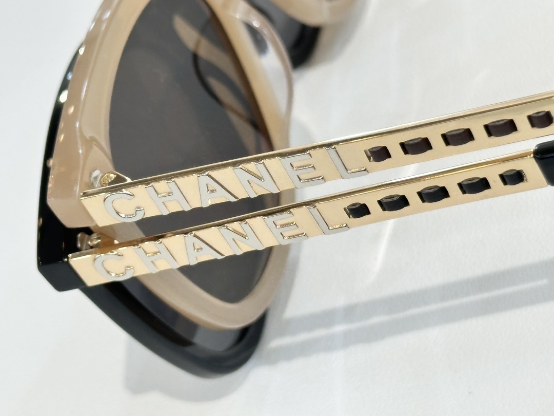 Chanel Luxury Oversized Sunglasses for Women - Designer Eyewear